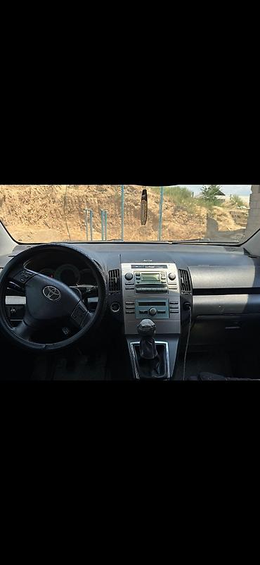 kirgiz auto: Toyota Corolla Verso: 2005 г., 1.8 л, Механика, Бензин, Минивэн — 6