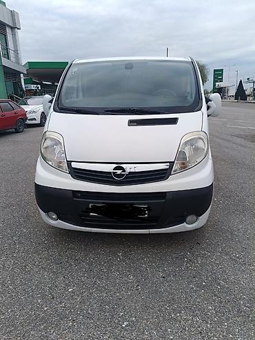 opel astara: Opel Vivaro: 2.2 l | 2012 il 280000 km Van/Minivan — 1