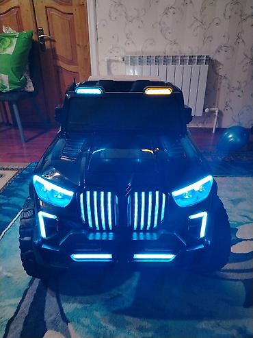 matasklet usaq: Uşaq üçün elektrikli avtomobil – off-road SUV üslubu - Güclü LED — 1