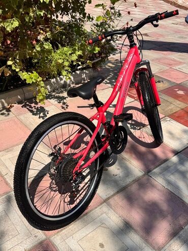 lenkeran velosiped: 24 lük. Bu dağ velosipedi yüngül, lakin dayanıqlı çərçivəyə malikdir