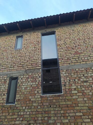 Алюминиевые окна на заказ: Алюминиевое окно на заказ, Тип окна: Витражные, Мансардные, Декоративные особенности: Фрамуга, Бесплатная установка, Без рассрочки — 13