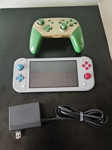нинтендо: Nintendo switch lite + zaryadka + Pro Controller. Bir yerde. Barter