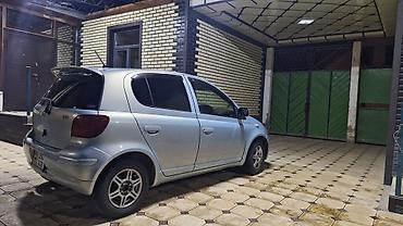 Toyota: Toyota Vitz: 2003 г., 1 л, Автомат, Бензин, Хэтчбэк — 2