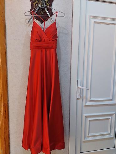 xari bulbul qizil: Ziyafətlər üçün qırmızı ipək don Xs və S ölçüdə vatsap 0505241873 — 5
