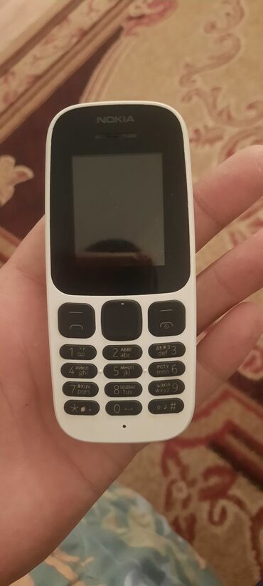 Nokia: Nokia 105 4G, Б/у, < 2 ГБ, цвет - Белый, 2 SIM