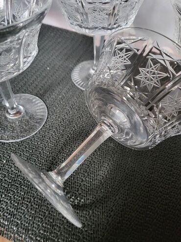 Čaše: Case kristal,led kristal za vino iz 70ih. Stanje perfektno,sve na — 9