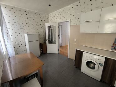 Uzunmüddətli kirayə mənzillər: Mənzil Mingəçevir şəhərində, Kür sahilində 6 mərtəbəli binanın 4 cü — 2