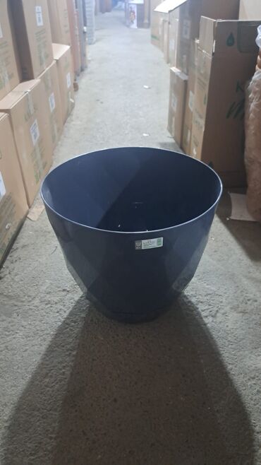 Bitkilər üçün dibçəklər: Dipcekler (Gül dipçekleri) gul qabilar dipcekler ferqli çesidler -da lalafo.az — 21 Bitkilər üçün dibçəklər: Dipcekler (Gül dipçekleri) gul qabilar dipcekler ferqli çesidler — 21