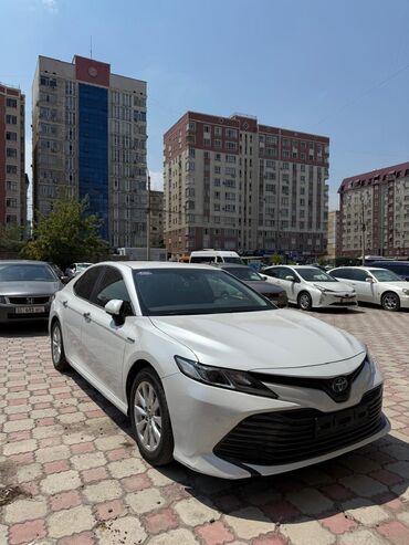 купить авто в рассрочку без участия банка: Toyota Camry: 2019 г., 2.5 л, Автоматтык, Гибрид, Седан