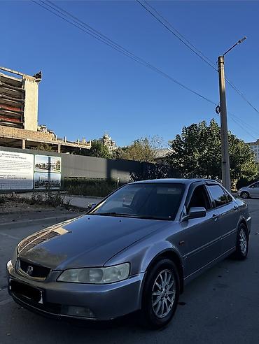 кондиционео: Honda Accord: 2001 г., 1.8 л, Автомат, Бензин, Седан — 2