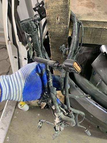 Жгут проводки автомобиля (подкапотный/передний узел) Kia Sorento lalafo.kg да Жгут проводки автомобиля (подкапотный/передний узел) Kia Sorento