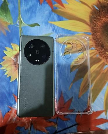 galaxy tab 8: Xiaomi 13 Ultra + прозрачный чехол - Экран: 6.73", AMOLED, изогнутый — 1