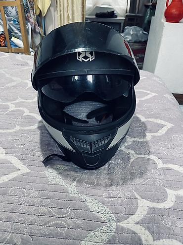 Шлемы: Продаю шлем полноразмерный мотоциклетный шлем с затемнённым визором — 10