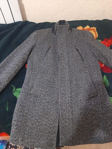 мужское пальто удлиненное: Пальто в отличном состояние фирма SARA размер М48