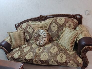 işlənmiş ucuz divanlar: İşlənmiş, Klassik divan
