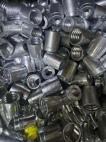 Трубки, патрубки, шланги: Шланг (подводка) XCMG 2025 г., Новый, Оригинал, Япония — 6