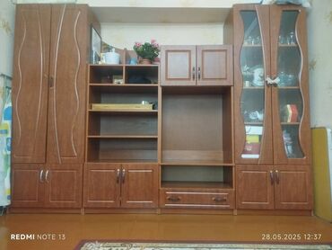 Шкафы для одежды: Шкаф для одежды, Прямой, ЛДСП