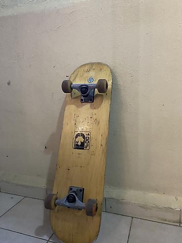 tekerli çantalar: Skateboard 25 manat endirim oluna biler sürmürem (təkərləri — 1