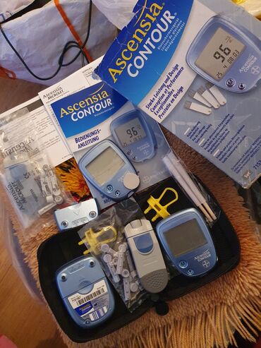 Glukometri: Aparati za merenje secera u krvi Ascensia Contour Bloedglucosemeter iz
