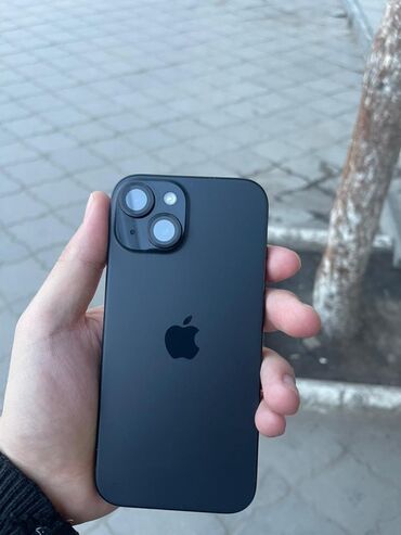 Apple iPhone: IPhone 15, Б/у, 128 ГБ, Black Titanium, Защитное стекло, Чехол, Коробка, 87 %