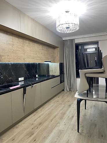 трехкомнатная: Сдается уютная 3-комнатная квартира, 109 м² С любовью сдаем нашу — 5