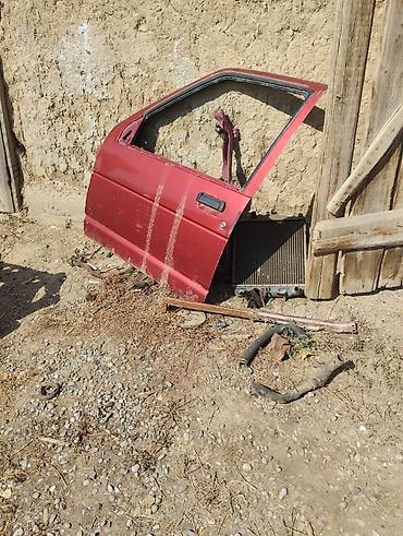 авто товары: Разбор автомобиля (хэтчбек, бордовый цвет) — продажа запчастей по — 2