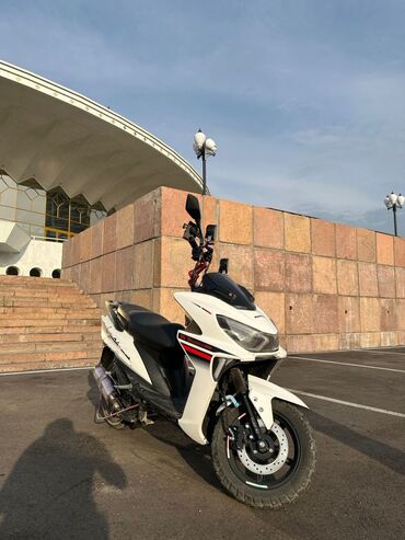 купить мотоцикл для детей 12 лет на бензине: Скутер Yamaha, 150 куб. см, Бензин, Б/у