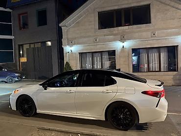 камри 75 2022: Toyota Camry: 2022 г., 2.5 л, Автомат, Гибрид, Седан — 7