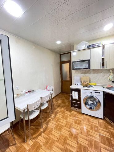 Köhnə tikili: Bakı, 3 otaqlı, Köhnə tikili, m. Həzi Aslanov, 80 kv. m — 8