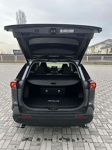 Toyota: Toyota RAV4: 2021 г., 2.5 л, Автомат, Бензин, Кроссовер — 7
