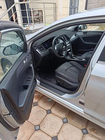 Продажа авто: Hyundai Sonata: 2020 г., Автомат, Седан — 4