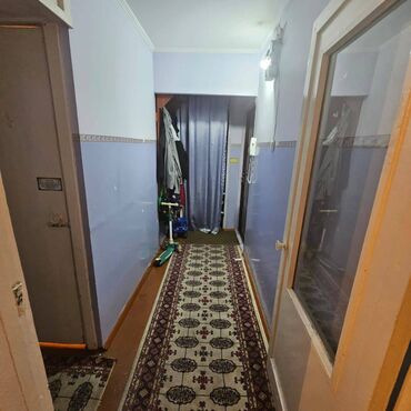 квартиры в городе бишкек: 1 бөлмө, 32 кв. м, 104-серия, 2 кабат