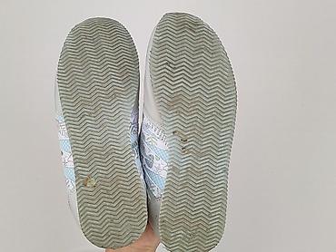 klapki foam runner: House, Sneakersy damskie, rozmiar 36 — 4