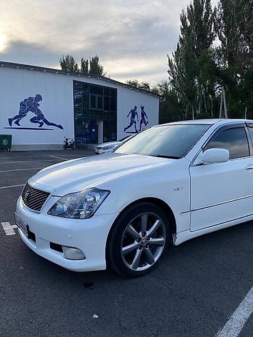 буксир машина: Toyota Crown: 2004 г., 3 л, Автомат, Бензин, Седан — 6