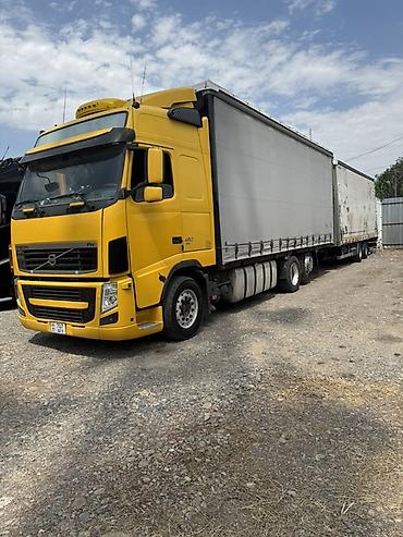 тракторный притсеп: Тягач, Volvo, 2010 г., Шторный — 1