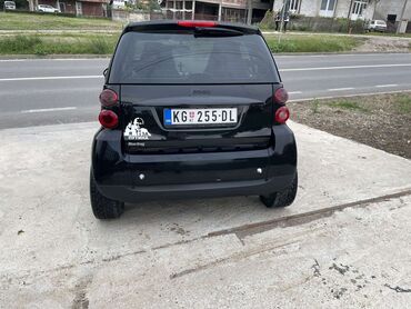 Smart: Smart Fortwo, crna boja. Kome treba auto za svaki dan ovo je na lalafo.rs — 9 Smart: Smart Fortwo, crna boja. Kome treba auto za svaki dan ovo je — 9