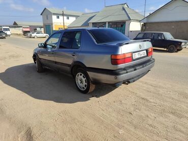 катушка на тайота: Volkswagen Vento: 1993 г., 2 л, Механика, Бензин, Седан