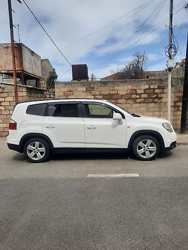 benzin ceni: Chevrolet Orlando: 1.8 l | 2012 il 148000 km Van/Minivan — 4