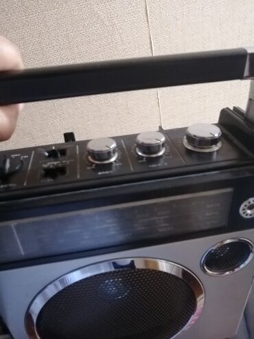 Maqnitofonlar: Retro maqnitafon Sanio 80ci illərə aid. Super isleyir. vid fason — 12