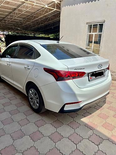 byd e1: Hyundai Accent: 2019 г., 1.6 л, Автомат, Бензин, Седан — 2