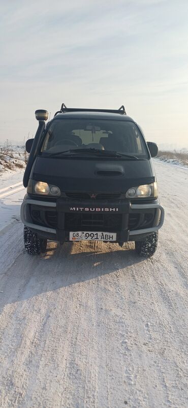 Mitsubishi: Mitsubishi Delica: 1994 г., 2.8 л, Автомат, Дизель, Минивэн