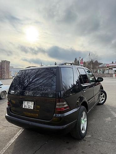 Mercedes-Benz: Mercedes-Benz ML 320: 3.2 l | 2001 il Ofrouder/SUV — 9