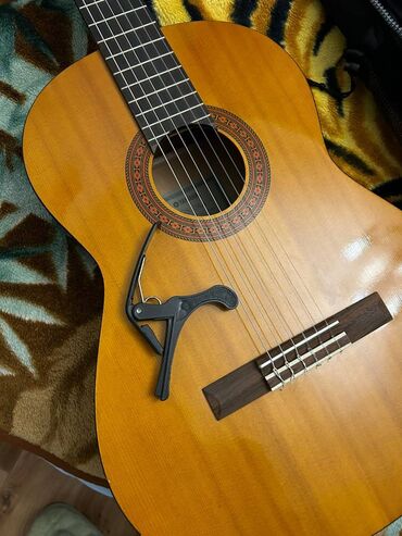 каподастр для гитары: Классическая гитара Yamaha CGS104A с сумкой. Состояние хоршое