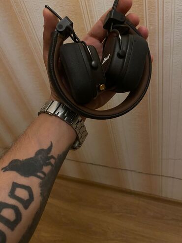 Qulaqcıqlar: Simsiz (Bluetooth) Qulaqcıqlar, Marshall, rəng - Qara -da lalafo.az — 3 Qulaqcıqlar: Simsiz (Bluetooth) Qulaqcıqlar, Marshall, rəng - Qara — 3