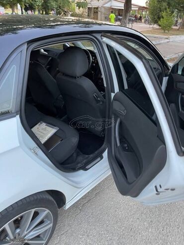Audi: Audi A1: 1.6 l. | 2014 έ. Χάτσμπακ — 2