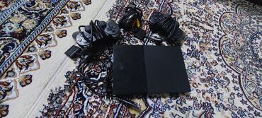 1 otaqlə mənzil: Ps2 Satilir Super Vəzyədədir İki Ədəd Təzə Pult Verilir 10 ədəd də