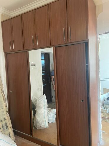 Шкафы: Шкаф-вешалка, Б/у, 3 двери, Купе, Прямой шкаф, Азербайджан