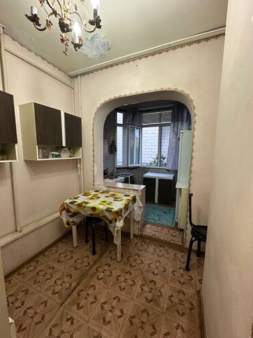 снять квартиру в токмаке запорожская область: 2 комнаты, 54 м², 105 серия, 5 этаж, Старый ремонт