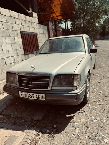 мерседес 124 седан: Mercedes-Benz W124: 1994 г., 2 л, Механика, Дизель, Седан