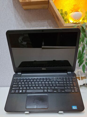 Dell: İşlənmiş Dell 15.6 ", Intel Core i3, 256 GB